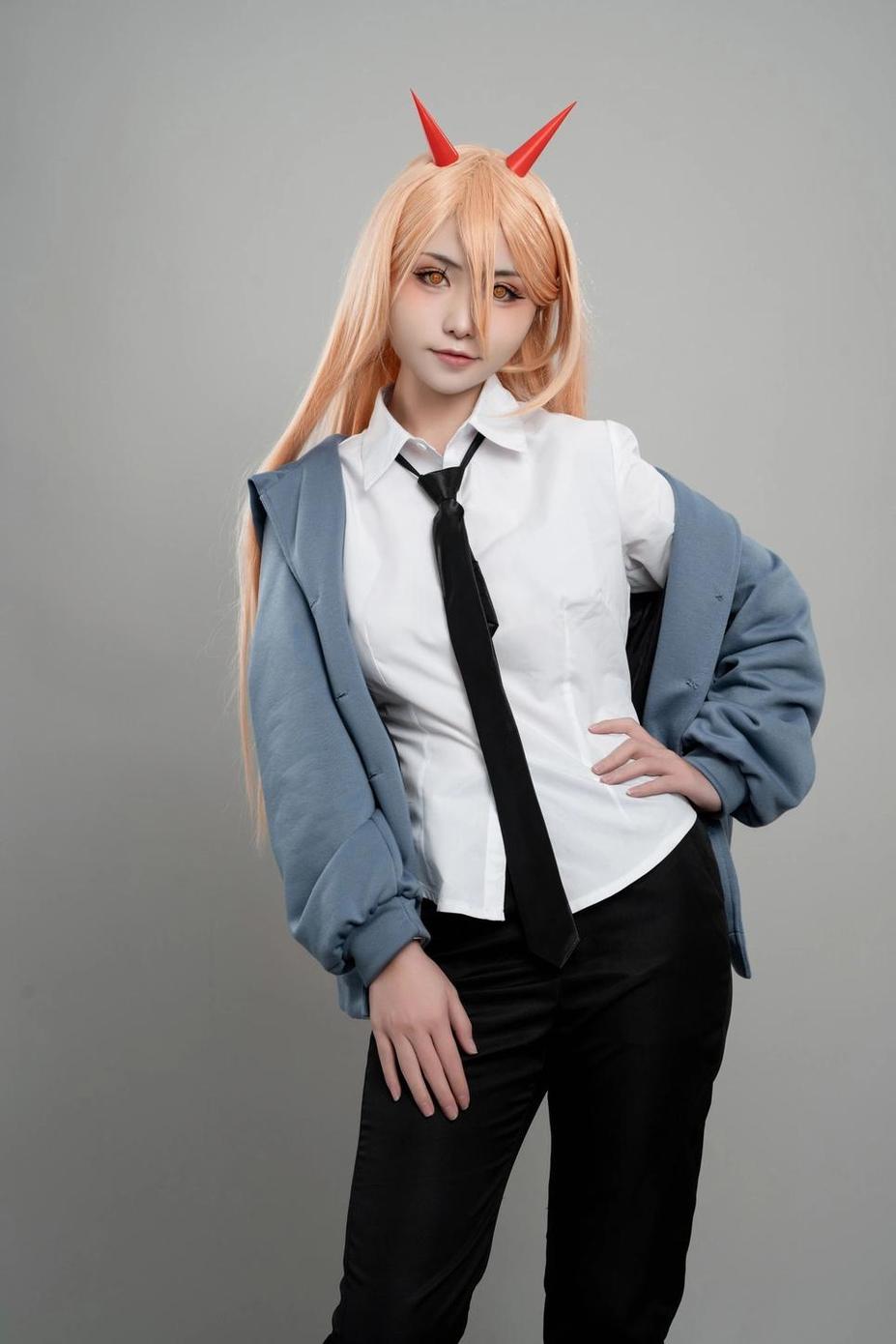 胡桃好看，喵小吉cosplay更加出彩